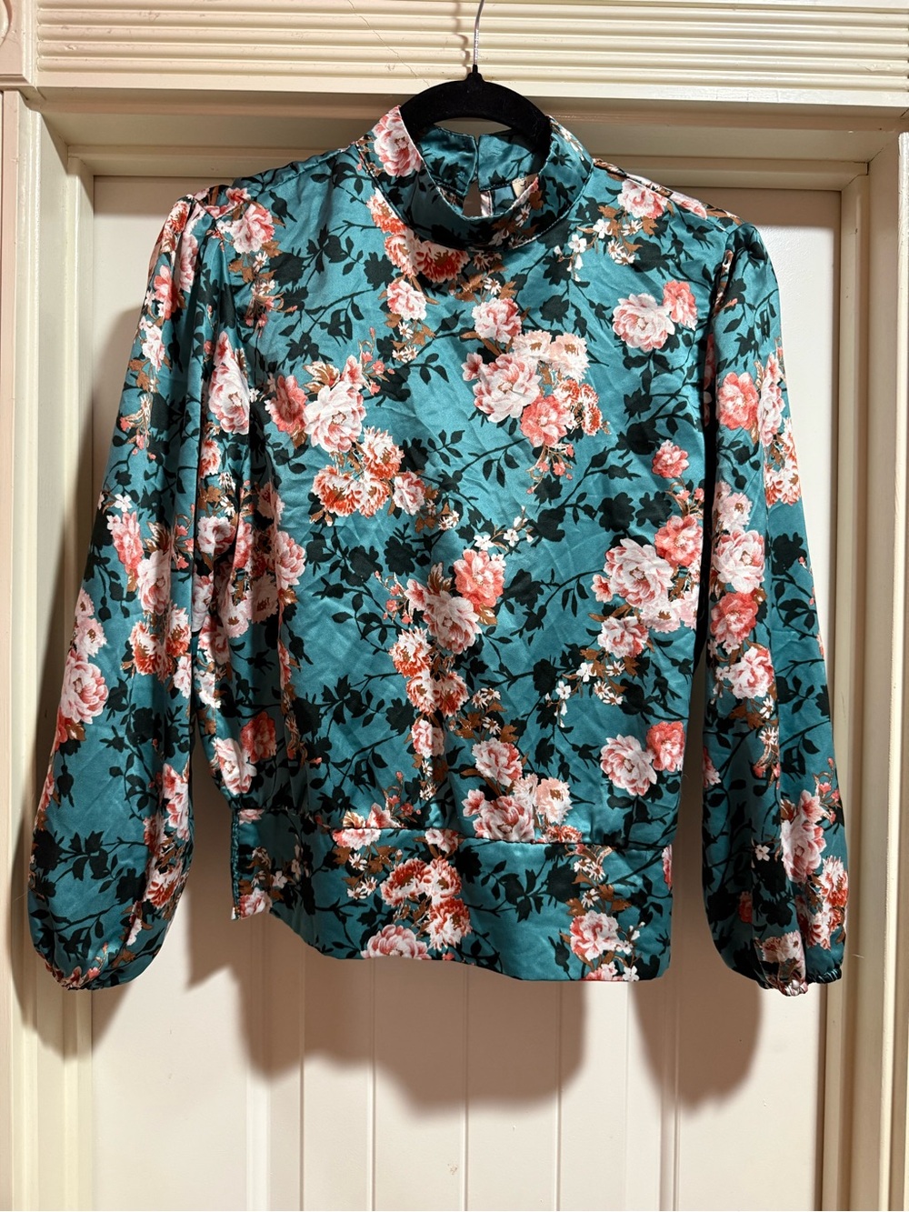 Lily White Teal Floral Long-Sleeve High Neck Top